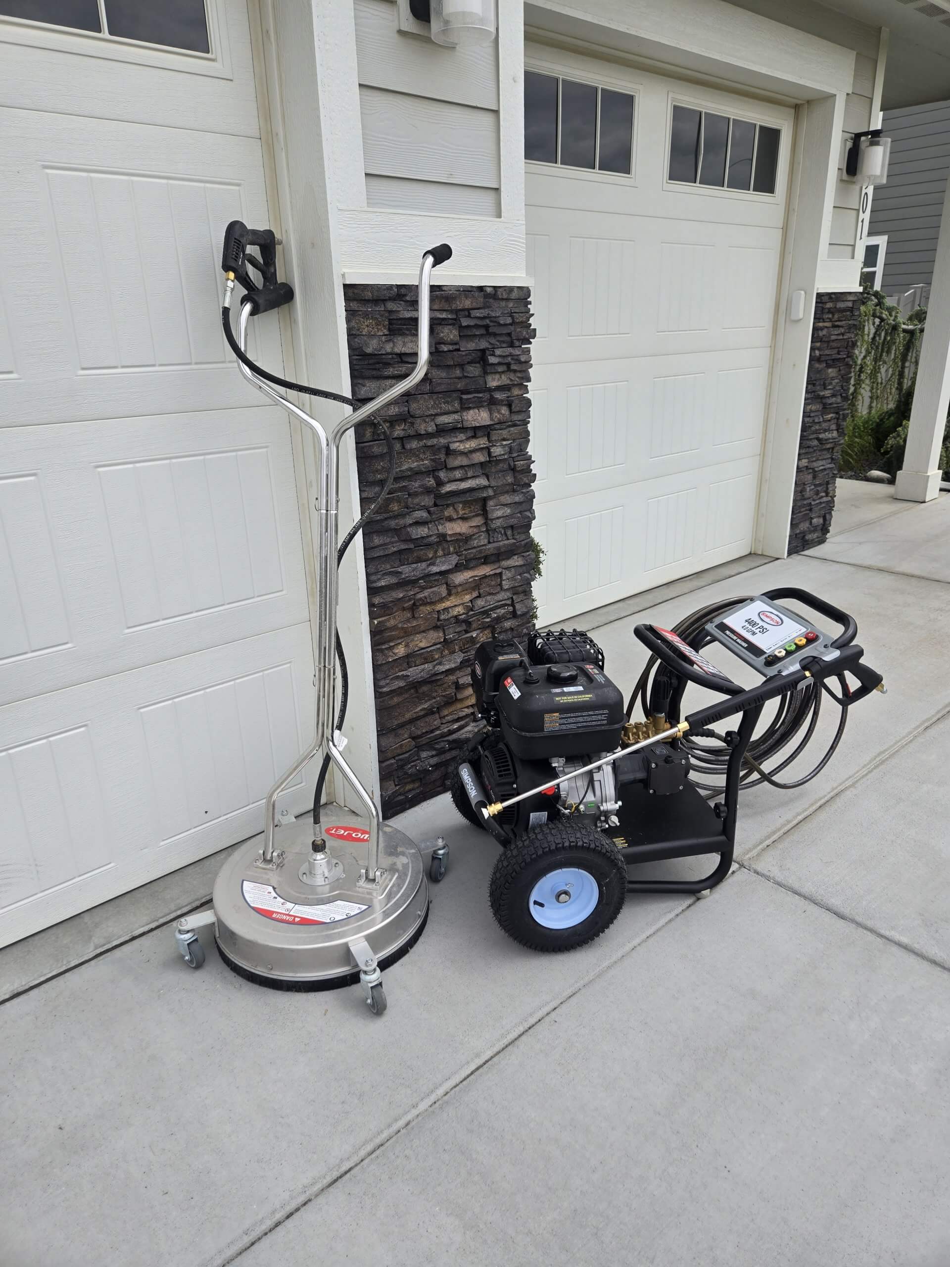 Patio cleaning contractors for cement